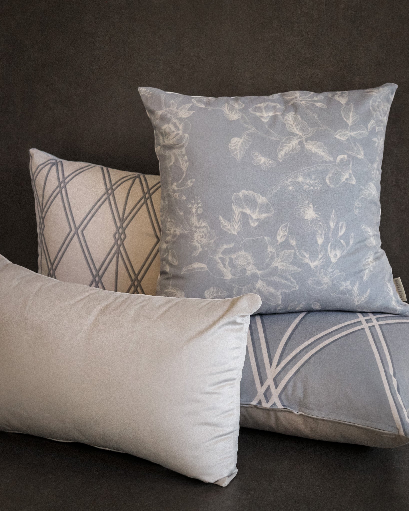 Peacock Silver | Copricuscino decorativo