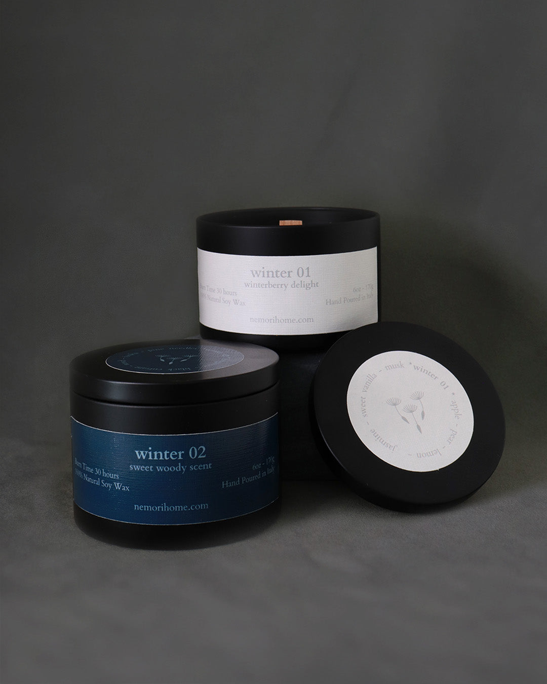Winter - 2 candele profumate - Tin set 170g - Winterberry Delight + Sweet Woody Scent